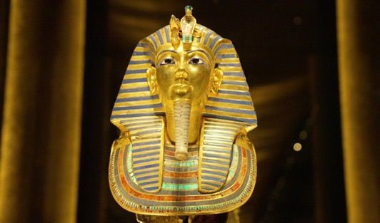 الداخلية تصطحب شباب المناطق الحضارية في رحلة للمتحف (17)