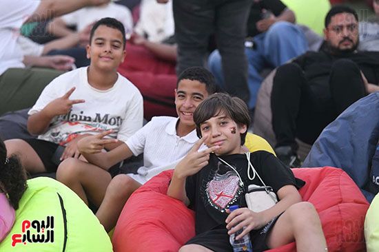الأطفال يستمتعون في الفان زوون الأطفال يستمتعون في الفان زوون
