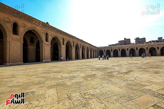 الزائرين لمسجد ابن طولون