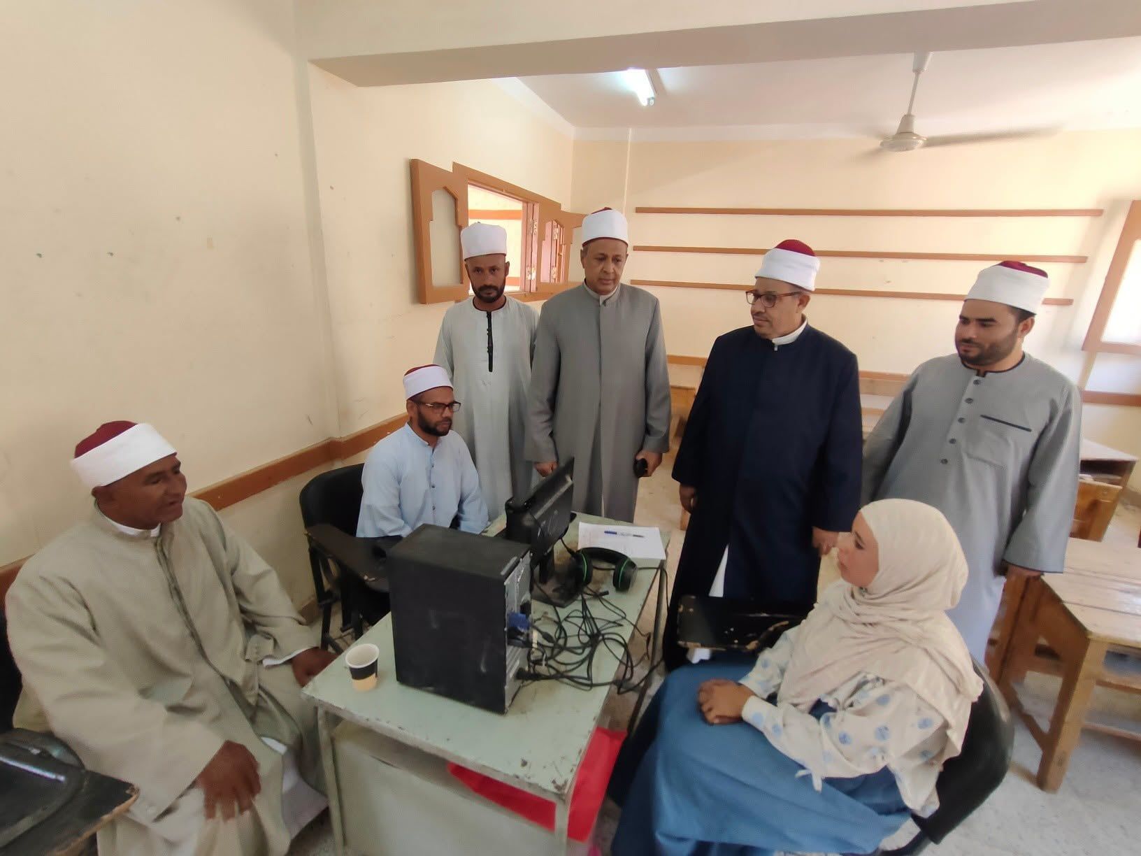 فعاليات دورة لتأهيل 116 متقدم من معلمي القرآن الكريم لخريجي الأزهر فعاليات دورة لتأهيل 116 متقدم من معلمي القرآن الكريم لخريجي الأزهر