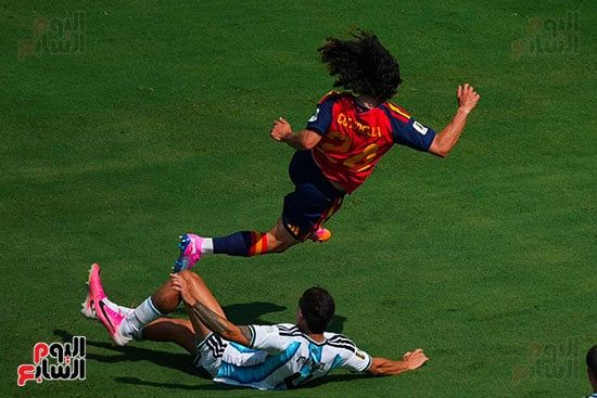 كوكوريا وتدخل عنيف من مدافع الارجنتين
