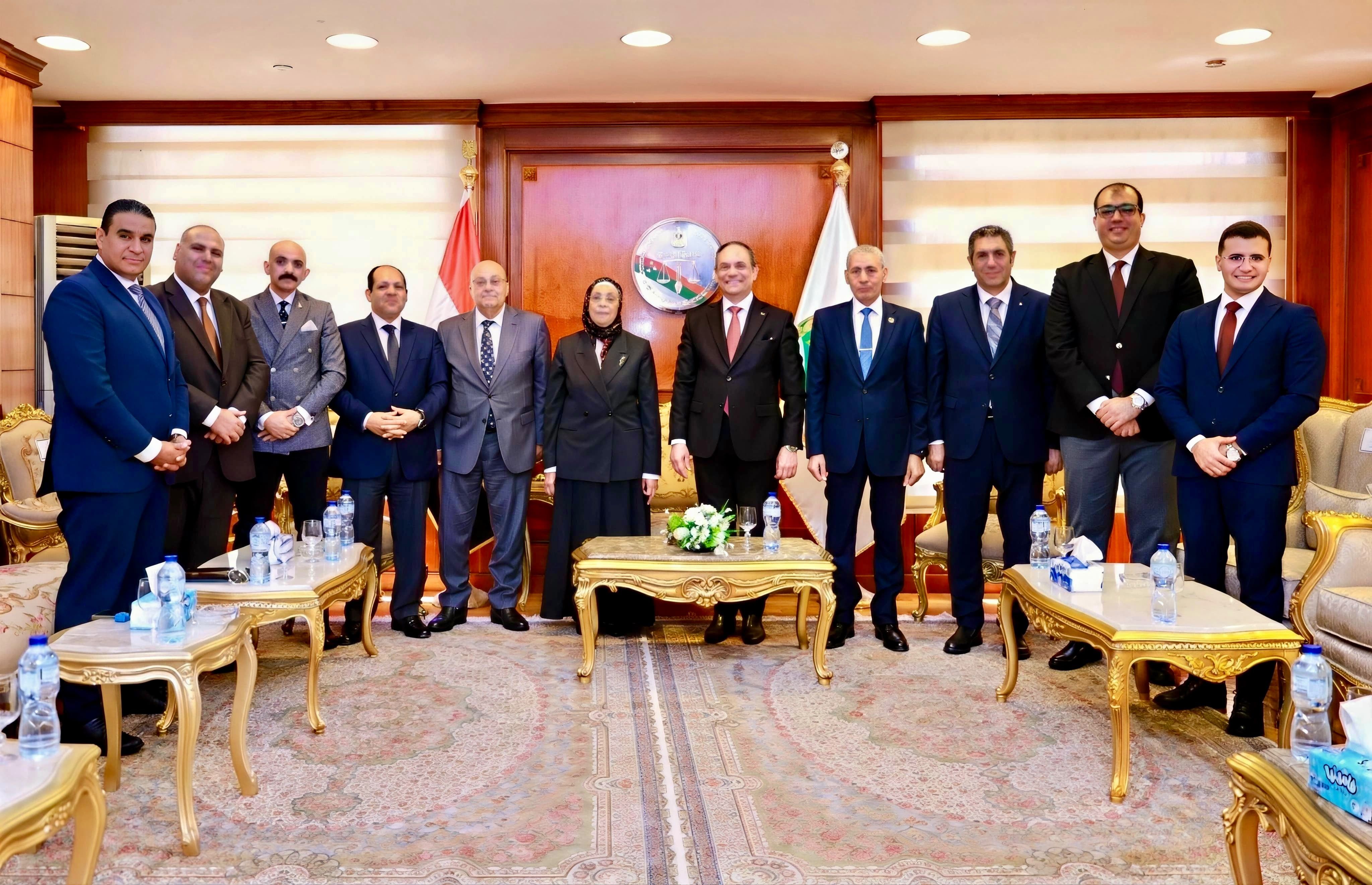 رئيسة هيئة النيابة الإدارية تستقبل وفد نادي قضاة مصر (1) رئيسة هيئة النيابة الإدارية تستقبل وفد نادي قضاة مصر (1)
