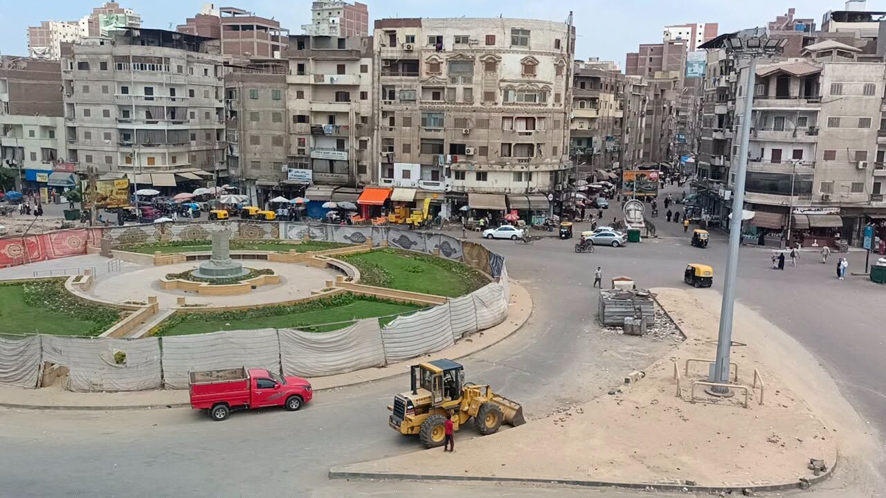جانب من أعمال التطوير