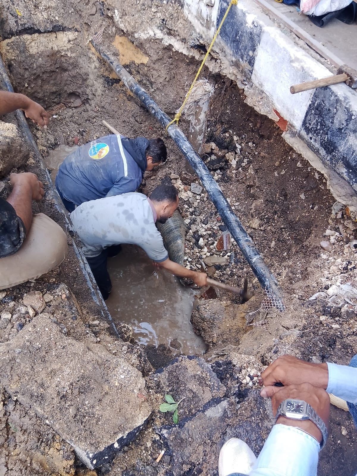 ماسورة مياة في حي العجوزة
