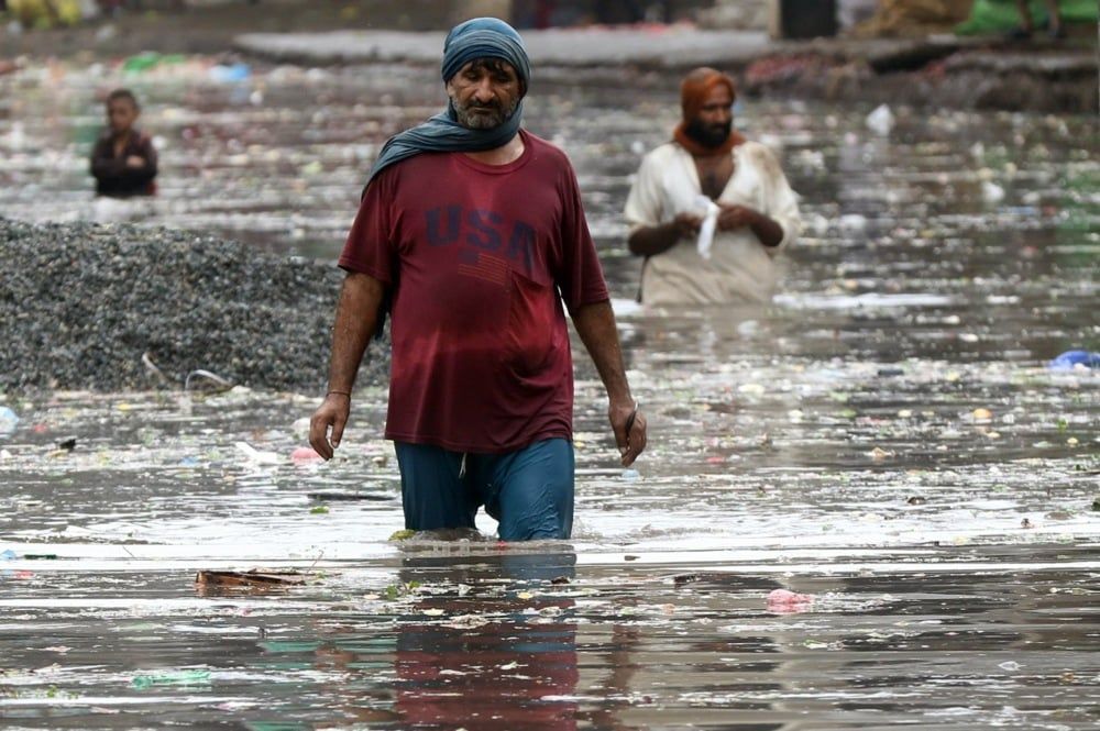 أمطار القاتلة.. فيضانات باكستان تحصد الأرواح وتهجر المواطنين (8)
