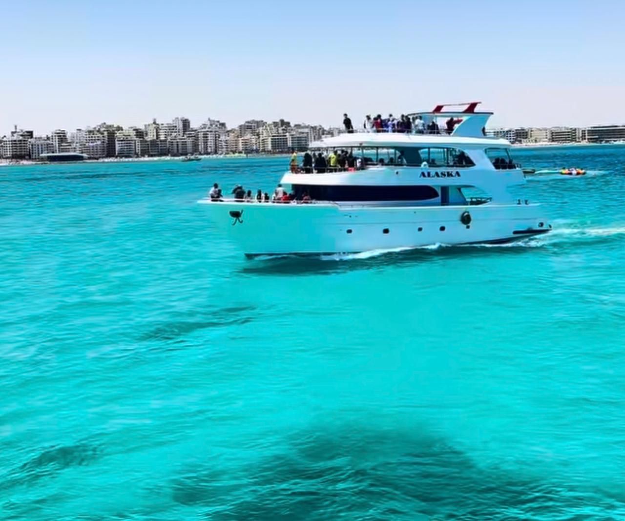 رحلات اليخوت تجذب عشاق المغامرة بمطروح