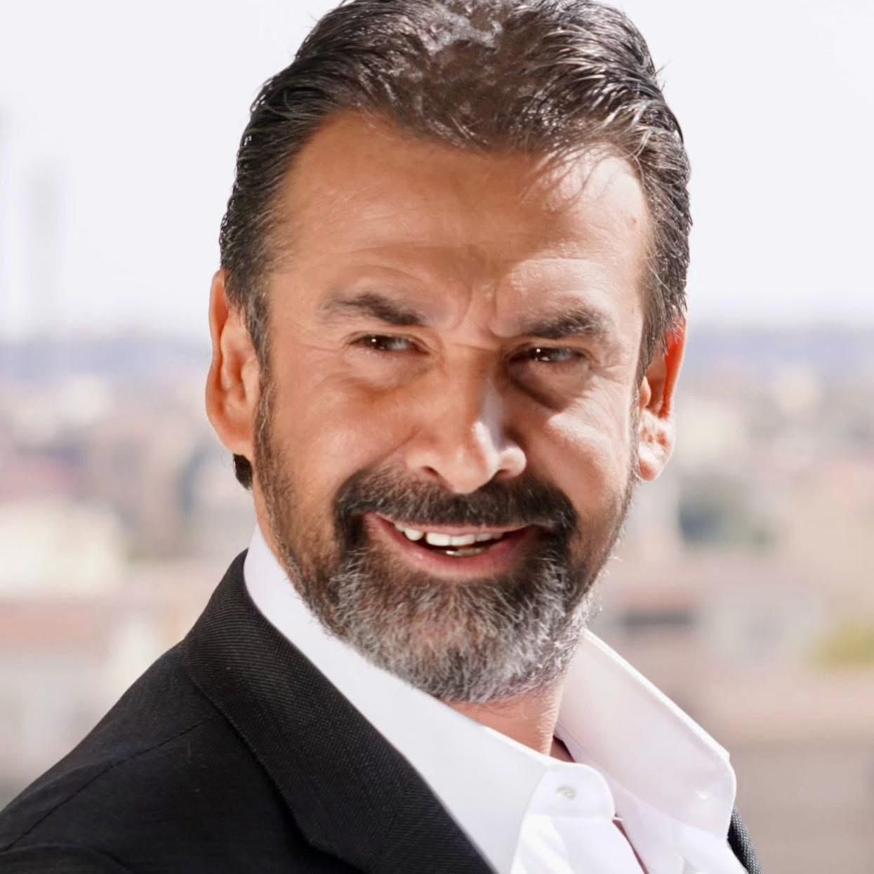 كريم عبدالعزيز كريم عبدالعزيز