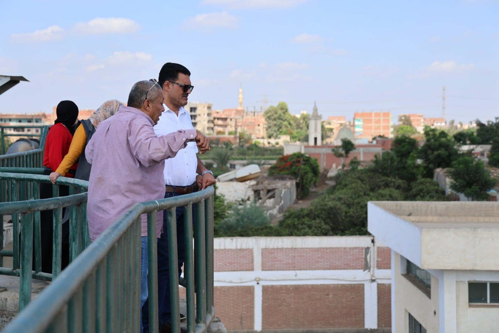 أثناء الجولة بالمحطة أثناء الجولة بالمحطة