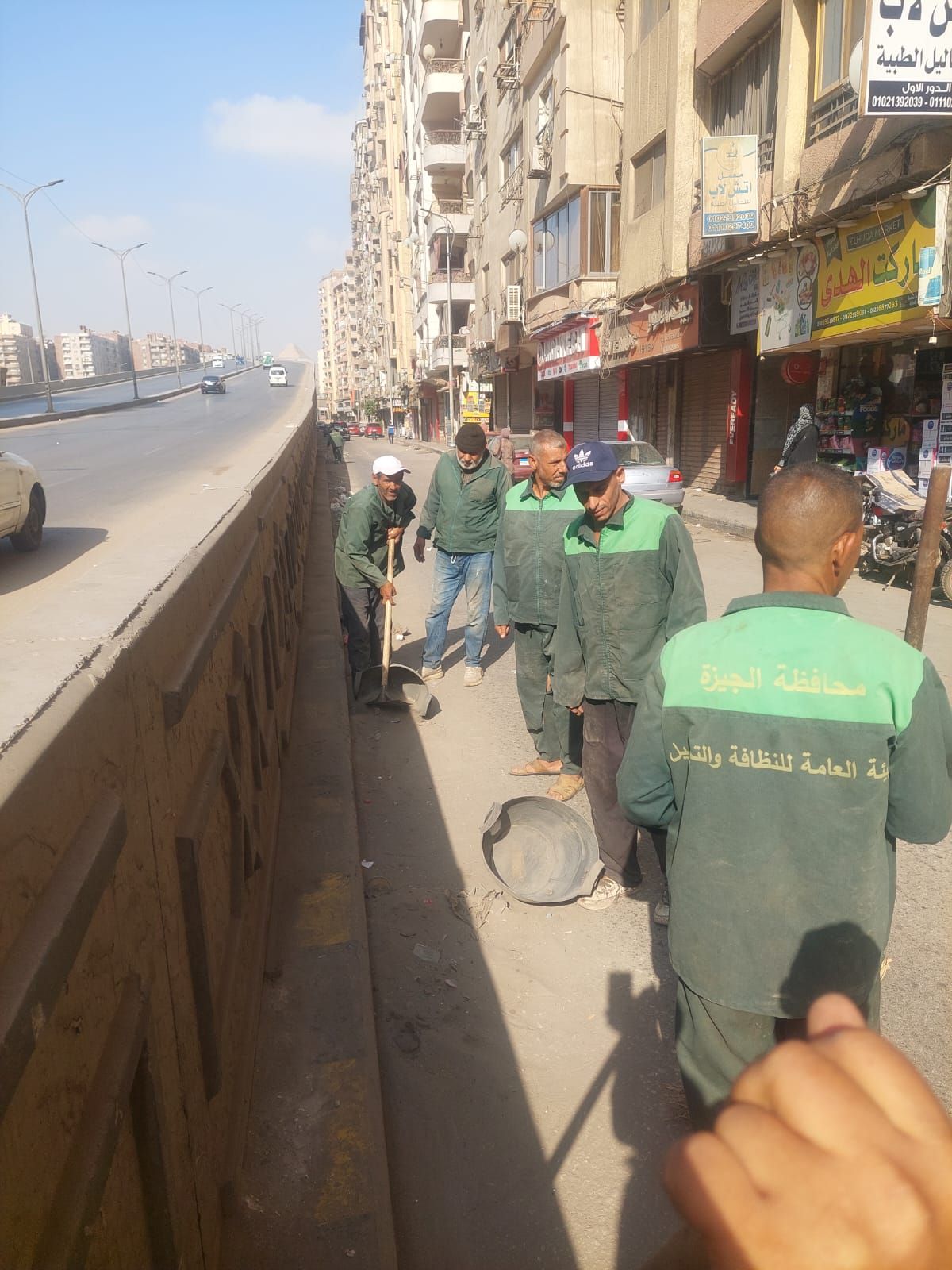 رفع مستوى النظافة بشارع ترسا (1)