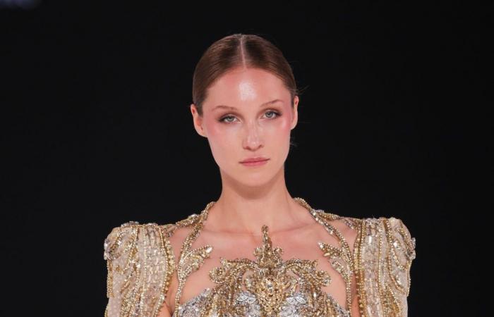 صيحات تسريحات شعر العروس لهذا الموسم بين الرومانسية والكلاسيكية