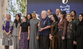 محمد بن زايد يكرّم الحاصلين على «جائزة أبوظبي» في دورتها الحادية عشرة