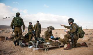 جيش الإحتلال يعترف بإصابة ضابط و3 جنود شمال غرب الضفة الغربية
