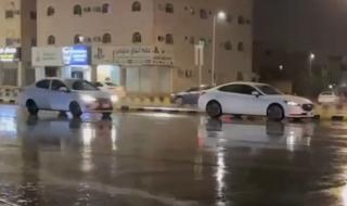 توقعات باستمرار أمطار السعودية حتى بداية مايو