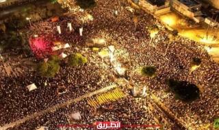 مظاهرات حاشدة بتل أبيب تطالب نتنياهو بإبرام صفقة تبادل الأسرىاليوم السبت، 27 أبريل 2024 08:42 مـ