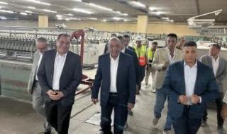 وزير قطاع الأعمال يتفقد مصانع شركة مصر شبين الكوم للغزل والنسيج بمحافظة المنوفية