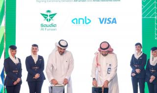 شراكة تجمع "الخطوط السعودية" و"البنك العربي الوطني anb" لإطلاق بطاقات ائتمانية