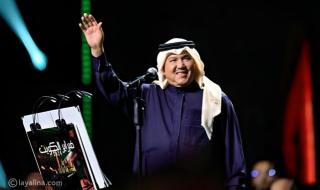 محمد عبده يغني في أول ظهور له بعد إعلان مرضه