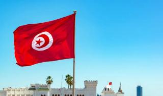 غضب عارم في تونس: منع رفع العلم الوطني في فعاليات رياضية!