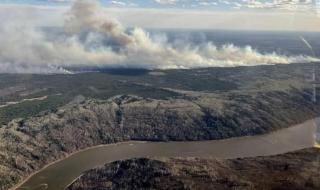 موسم حرائق الغابات في كندا يدعم ارتفاع النفط