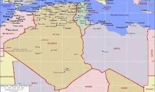 مقتل ثلاثة عناصر من القوات الليبية باشتباكات مع مهربين قرب الحدود الجزائرية