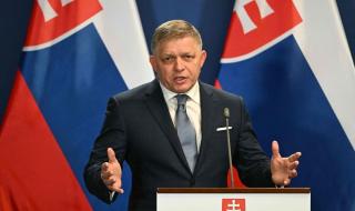 وزير الدفاع السلوفاكي: فيكو أصيب بأربع رصاصات، ولا تزال حالته "خطيرة"