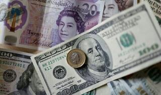أسعار العملات.. انخفاض الدولار واليورو أمام الروبل الروسي
