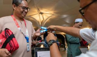 مبادرة "طريق مكة": خدمة الترميز تضمن وصول أمتعة الحجاج إلى مقارهم