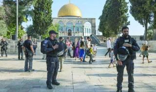 عشرات المستوطنين يقتحمون المسجد الأقصى بحماية شرطة الاحتلال الإسرائيلىاليوم الإثنين، 20 مايو 2024 11:06 صـ   منذ 31 دقيقة