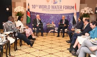 سويلم يلتقى وزير المياه الناميبي ورئيس مرفق المياه الافريقياليوم الخميس، 23 مايو 2024 09:13 صـ   منذ 10 دقائق