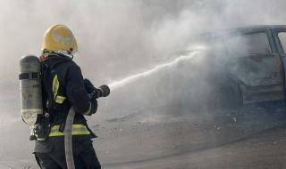 الدفاع المدني بالرياض يخمد حريقاً في مركبة بحي النزهة.. ولا إصابات