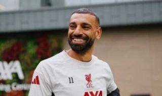 مارتينيلي يصف محمد صلاح بأحد أفضل 3 أجنحة فى العالم