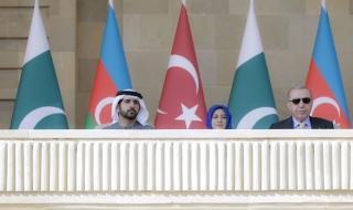 حمدان بن محمد: فخورون بالنمو المتسارع للعلاقات الإماراتية - الأذربيجانية في مختلف المجالات