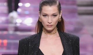 بيلا حديد تعترف بسر جديد في رحلتها مع مرضها المزمن