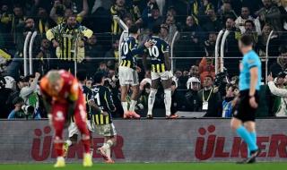 النيابة
    العامة
    التركية
    تأمر
    باعتقال
    29
    لاعبا
    في
    فضيحة
    المراهنات