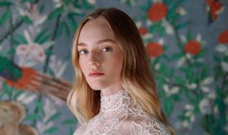 أبرز
اتجاهات
العناية
بالبشرة
لعام
2025:
خطوات
ذكية
لإشراقة
دائمة
ومظهر
صحي