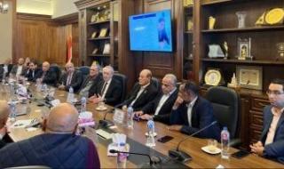 "رجال
أعمال
إسكندرية"
و"حماية
المستهلك"
يناقشان
آليات
تلقي
الشكاوى
وحل
النزاعات
في
قطاع
التصنيع