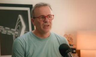 مؤسس
Google
DeepMind:
الذكاء
الاصطناعى
سيقضى
على
جميع
الوظائف
عن
بُعد