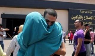 زيارة
استثنائية
لنزلاء
مراكز
الإصلاح
والتأهيل
بمناسبة
عيد
الميلاد