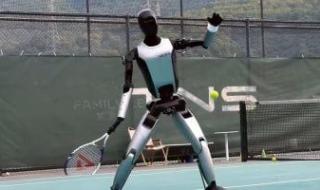 Walker
S2
روبوت
بشرى
يلعب
التنس
كالمحترفين..
تعرف
عليه