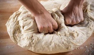 تفسير
حلم
العجين