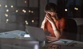 هل
      مضغ
      العلكة
      يساعد
      على
      التركيز؟
      دراسة
      تكشف
      سر
      هذه
      العادة
      القديمة