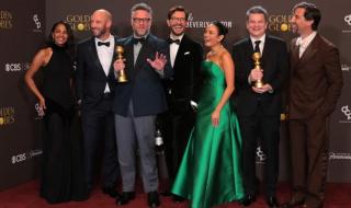 «معركة
      تلو
      الأخرى»
      و«هامنت»
      يحصدان
      الجوائز
      الكبرى
      في
      غولدن
      غلوب