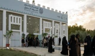 أكثر
    من
    65
    ألف
    زائر
    لمهرجان
    زيتون
    الجوف
    الدولي
    2026
    في
    5
    أيام