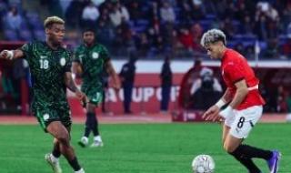 مصر
ونيجيريا
يتعادلان
سلبيا
ويلجآن
لركلات
الترجيح
لحسم
برونزية
أمم
أفريقيا