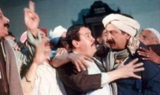 فاروق
الرشيدى
من
دكتوراه
الإخراج
إلى
أيقونة
"لن
أعيش
فى
جلباب
أبى"