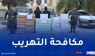 جمارك
تبسة
توقف
شخصين
وتحجز
14
ألف
كيس
من
الشمة