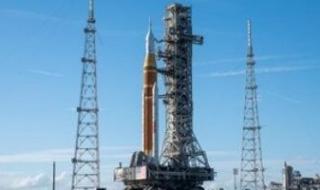 ناسا
تُرسل
قطعًا
أثرية
تاريخية
إلى
القمر
على
متن
مهمة
أرتميس
2