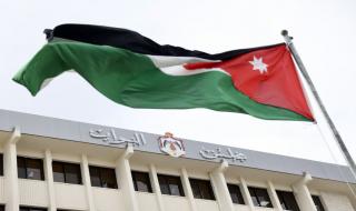 شات
جي
بي
تي
يواصل
إبهار
المستخدمين
بصور
صيحة
"كيف
كنت
أُعاملك"