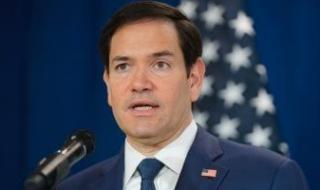 روبيو
يحذر
من
عرقلة
جهود
مكافحة
داعش
خلال
اتصال
هاتفى
برئيس
وزراء
العراق