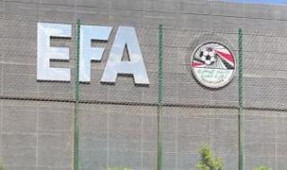 غلق
باب
القيد
الشتوي
أمام
الأندية
فى
الثانية
عشرة
منتصف
الليلة